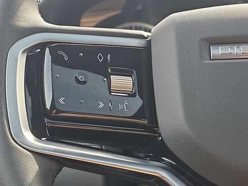 Used 2023 Land Rover Discovery Sport S image 21