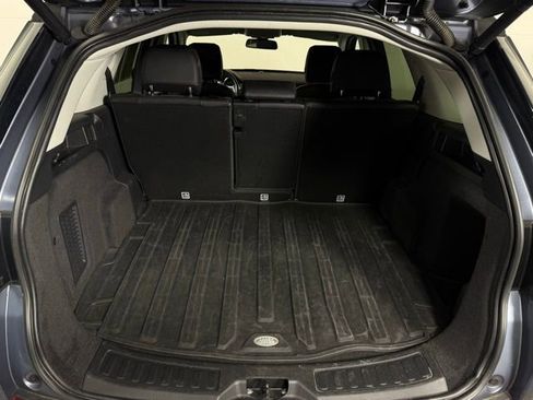 Certified 2019 Land Rover Discovery Sport HSE image 17