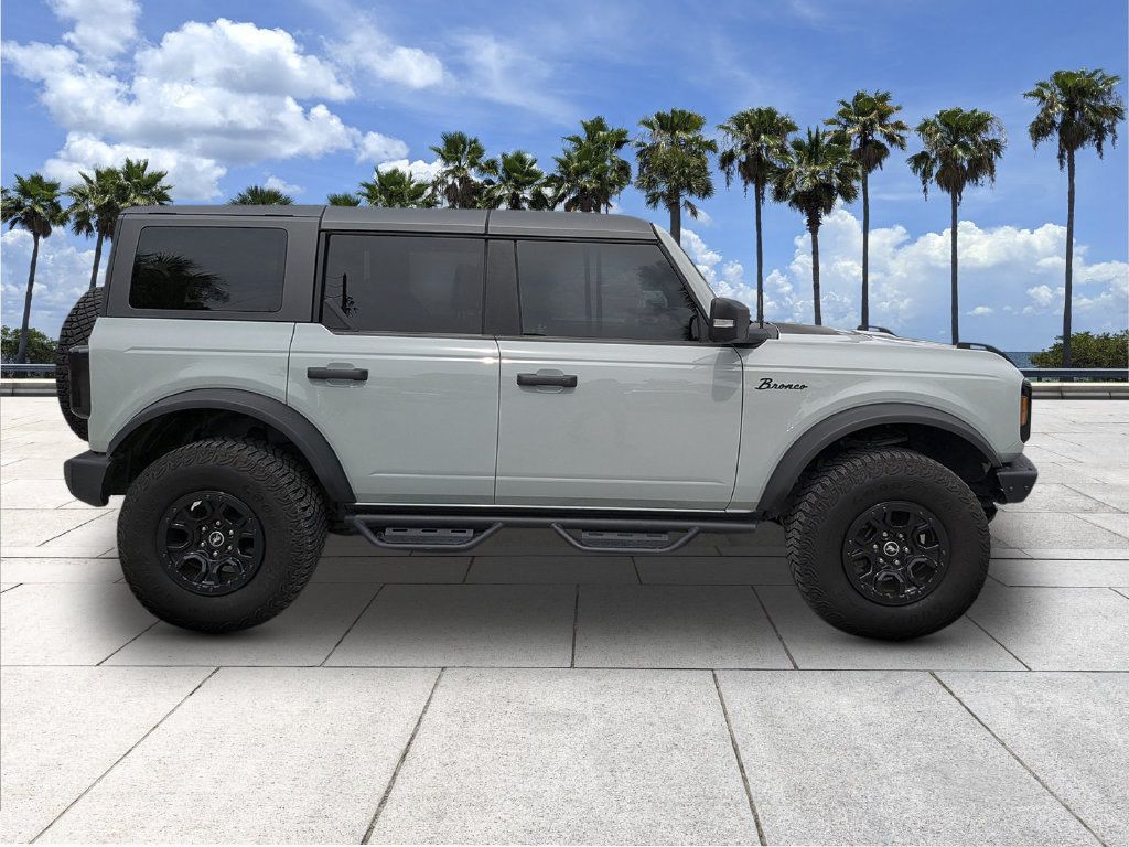 Used 2023 Ford Bronco Wildtrak AWD/4WD image 9