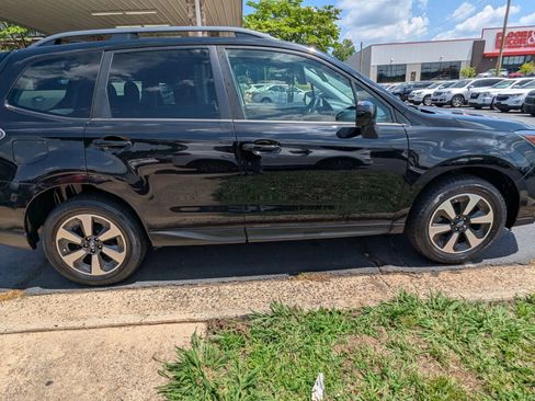 Used 2018 Subaru Forester 2.5i Premium AWD/4WD image 8