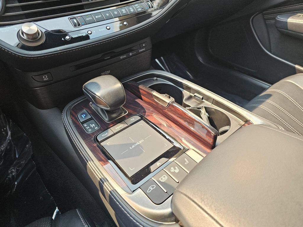 Used 2021 Lexus LS 500 AWD w/ Interior Upgrade Package image 30