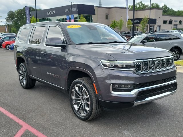 Used 2022 Jeep Grand Wagoneer Series III AWD/4WD image 3