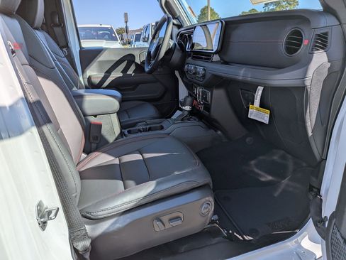 New 2026 Jeep Wrangler Unlimited Rubicon image 30