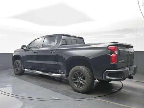 Used 2021 Chevrolet Silverado 1500 LT Trail Boss w/ Convenience Package II AWD/4WD image 4