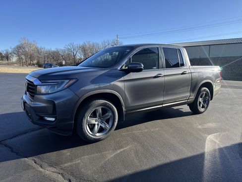Used 2023 Honda Ridgeline RTL image 2