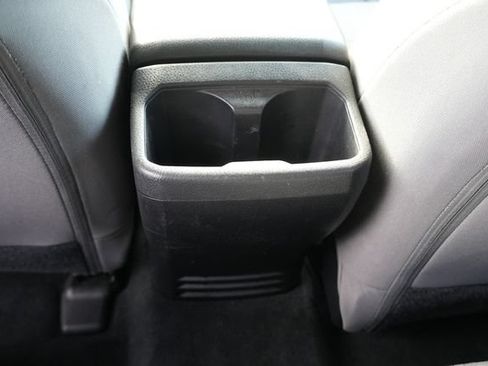 Used 2023 Toyota Tacoma SR5 AWD/4WD image 18