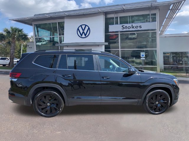 New 2026 Volkswagen Atlas SE FWD image 3