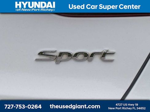 Used 2018 Hyundai Elantra Sport w/ Sport Premium Package 03 FWD image 5