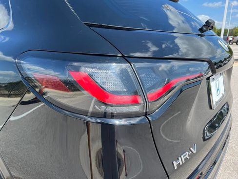 Certified 2025 Honda HR-V EX-L image 7