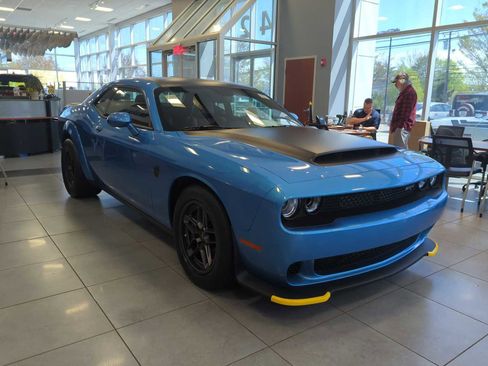 New 2023 Dodge Challenger SRT Hellcat Redeye RWD image 8