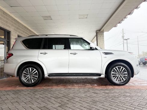 Used 2021 Nissan Armada SL w/ Captain's Chairs Package image 14