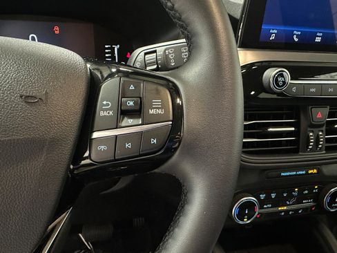 Certified 2024 Ford Escape Active image 15