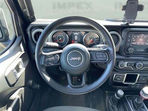 Used 2020 Jeep Gladiator Sport w/ Trailer Tow Package AWD/4WD image 13
