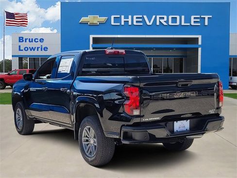 New 2026 Chevrolet Colorado LT image 3