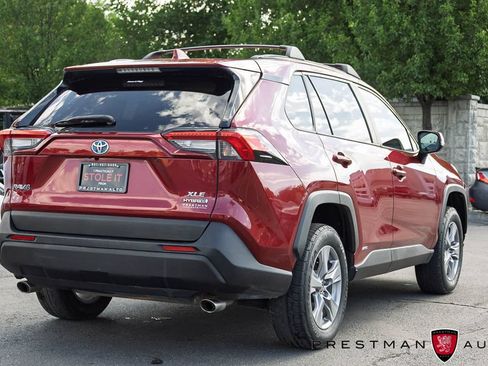 Used 2022 Toyota RAV4 XLE w/ Convenience Package AWD/4WD image 18
