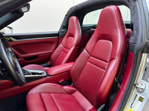 Used 2021 Porsche 911 Targa 4S image 37