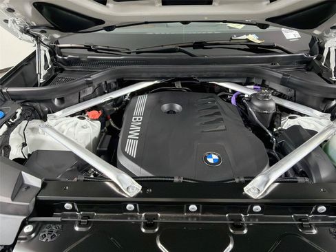 New 2026 BMW X5 xDrive40i w/ Climate Comfort Package AWD/4WD image 32