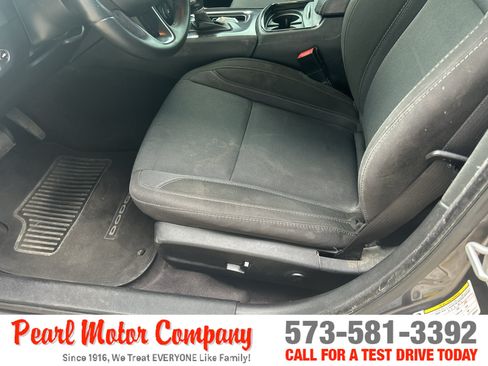 Used 2016 Dodge Charger R/T w/ Blacktop Package RWD image 10