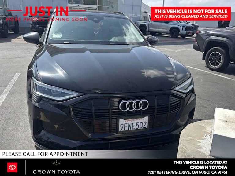 Used 2021 Audi e-tron Premium w/ Convenience Plus Package AWD/4WD image 2