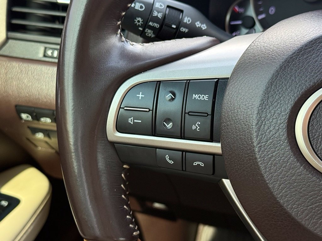 Used 2018 Lexus RX 350L FWD w/ Premium Package image 20