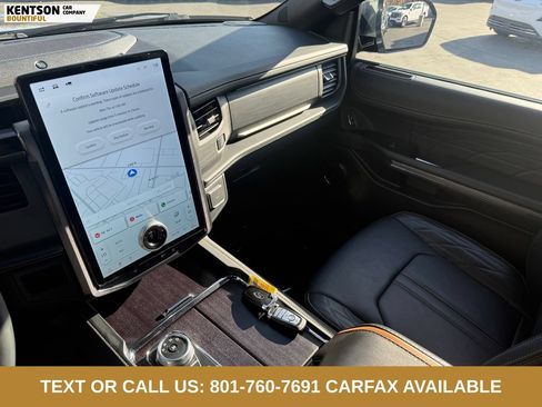 Used 2024 Ford Expedition Platinum AWD/4WD image 26