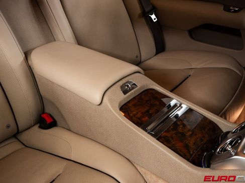 Used 2015 Rolls-Royce Wraith image 34