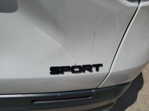 Used 2024 Honda HR-V Sport image 11