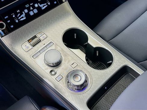 New 2026 Genesis GV70 2.5T Sport Prestige AWD/4WD image 15