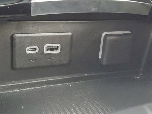 Used 2022 Buick Envision Preferred image 28