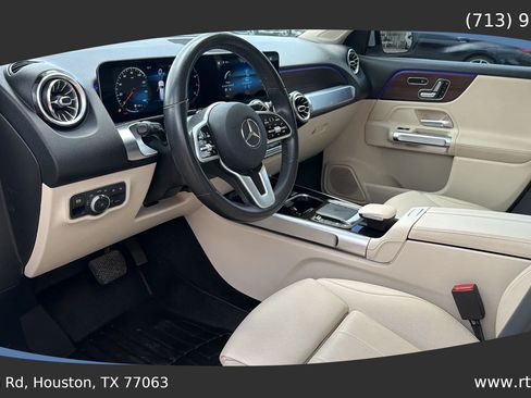 Used 2021 Mercedes-Benz GLB 250 image 19