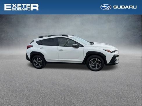 Used 2024 Subaru Crosstrek 2.0i Premium image 3