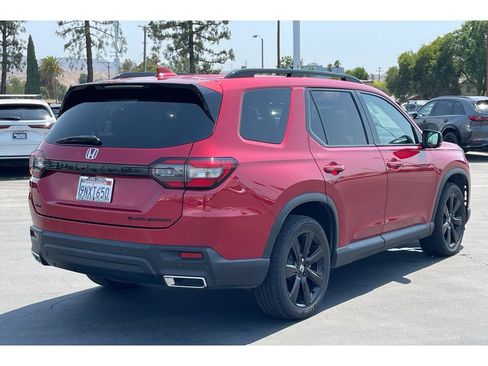 Used 2025 Honda Pilot Black Edition image 6