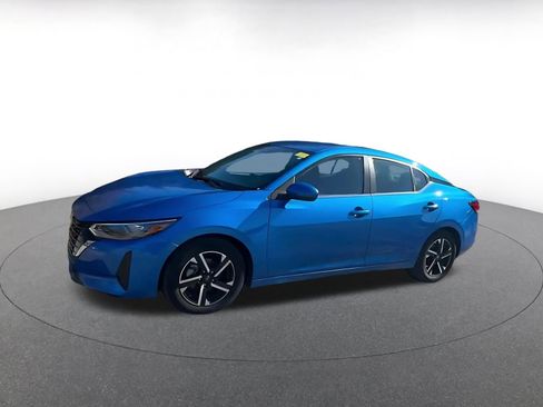 Used 2025 Nissan Sentra SV image 8