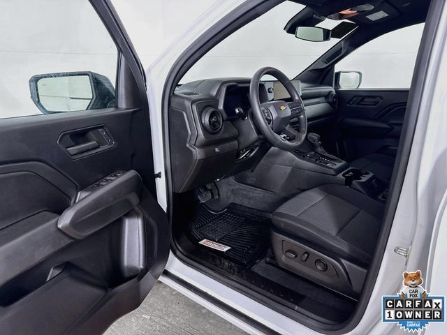 Used 2023 Chevrolet Colorado W/T w/ WT Convenience Package II RWD image 3