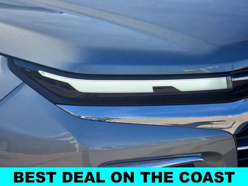 New 2026 Chevrolet Traverse LT w/ Sun and Wheel Package FWD image 36