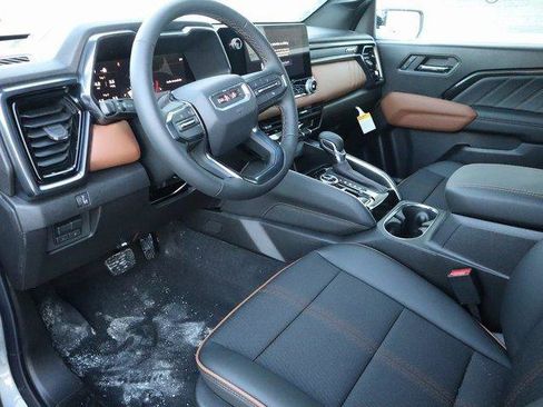 New 2026 GMC Canyon AT4 image 26