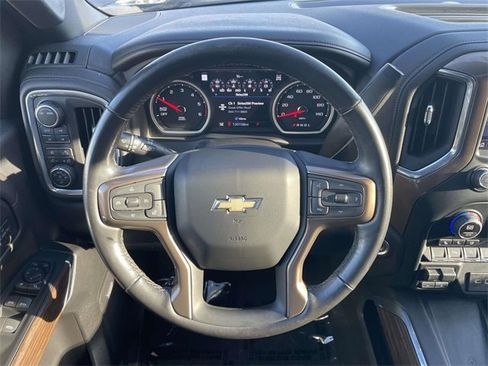 Used 2022 Chevrolet Silverado 1500 High Country w/ Z71 Off-Road Package image 10