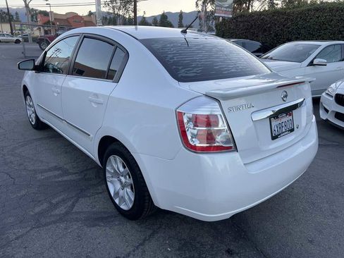 Used 2012 Nissan Sentra 2.0 S image 4