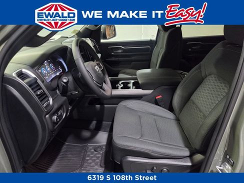 New 2026 RAM 1500 Big Horn AWD/4WD image 12