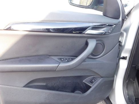 Used 2018 BMW X1 sDrive28i image 12