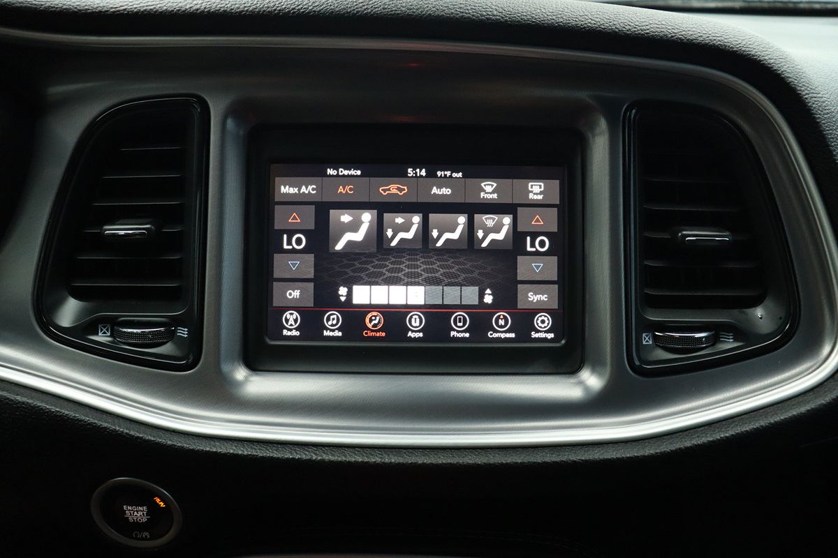 Used 2022 Dodge Challenger R/T RWD image 30
