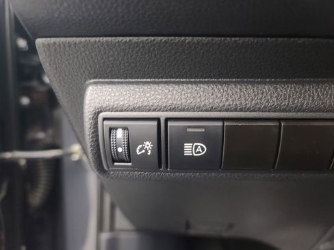 Used 2024 Toyota Corolla LE image 27