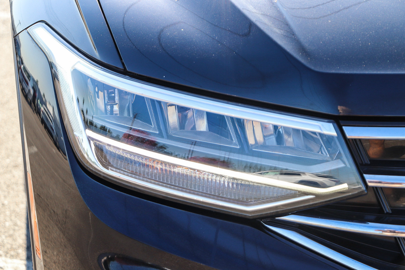 Used 2023 Volkswagen Tiguan S FWD image 4