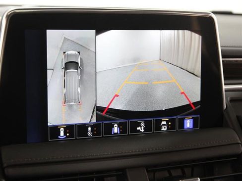 Used 2024 Chevrolet Tahoe High Country image 14