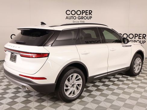 New 2026 Lincoln Corsair Premiere FWD image 21
