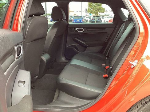 Used 2023 Honda Civic Sport image 10