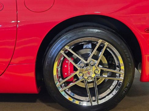 Used 2002 Chevrolet Corvette Convertible w/ Preferred Equipment Group2 image 15