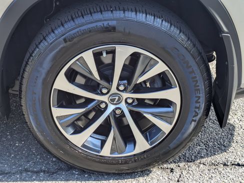 Used 2021 Lexus RX 350L AWD w/ Accessory Package image 33