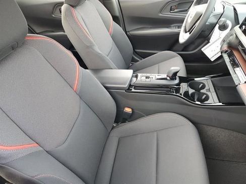 New 2026 Toyota Prius SE image 10