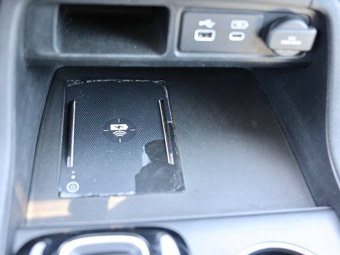 Used 2025 Honda Pilot Touring image 34